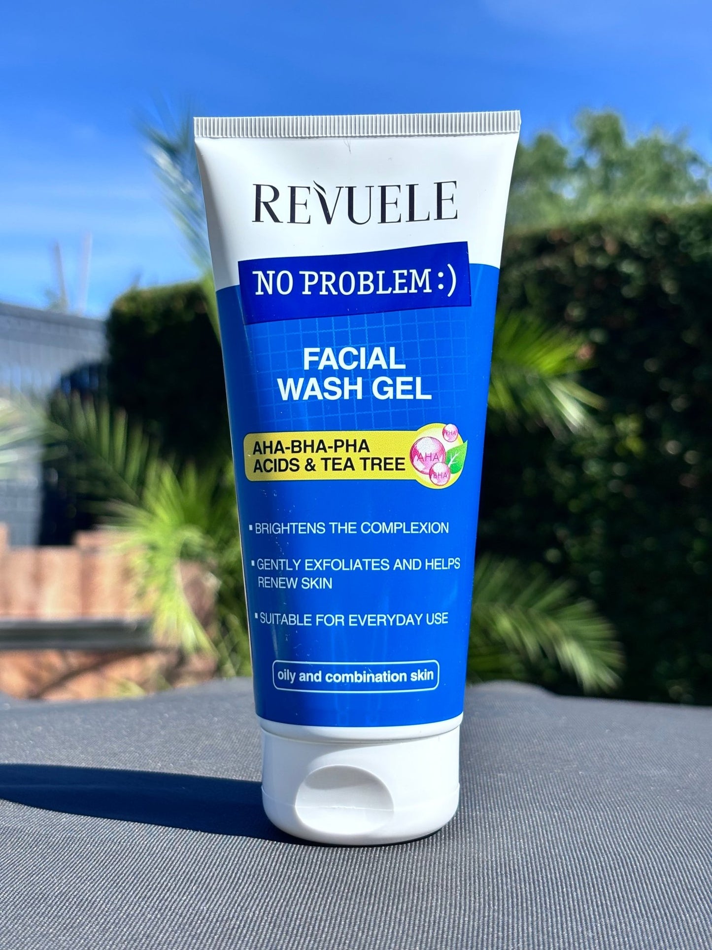 Gel peeling visage aux acides AHA-BHA-PHA 200ml - Eclat des sens