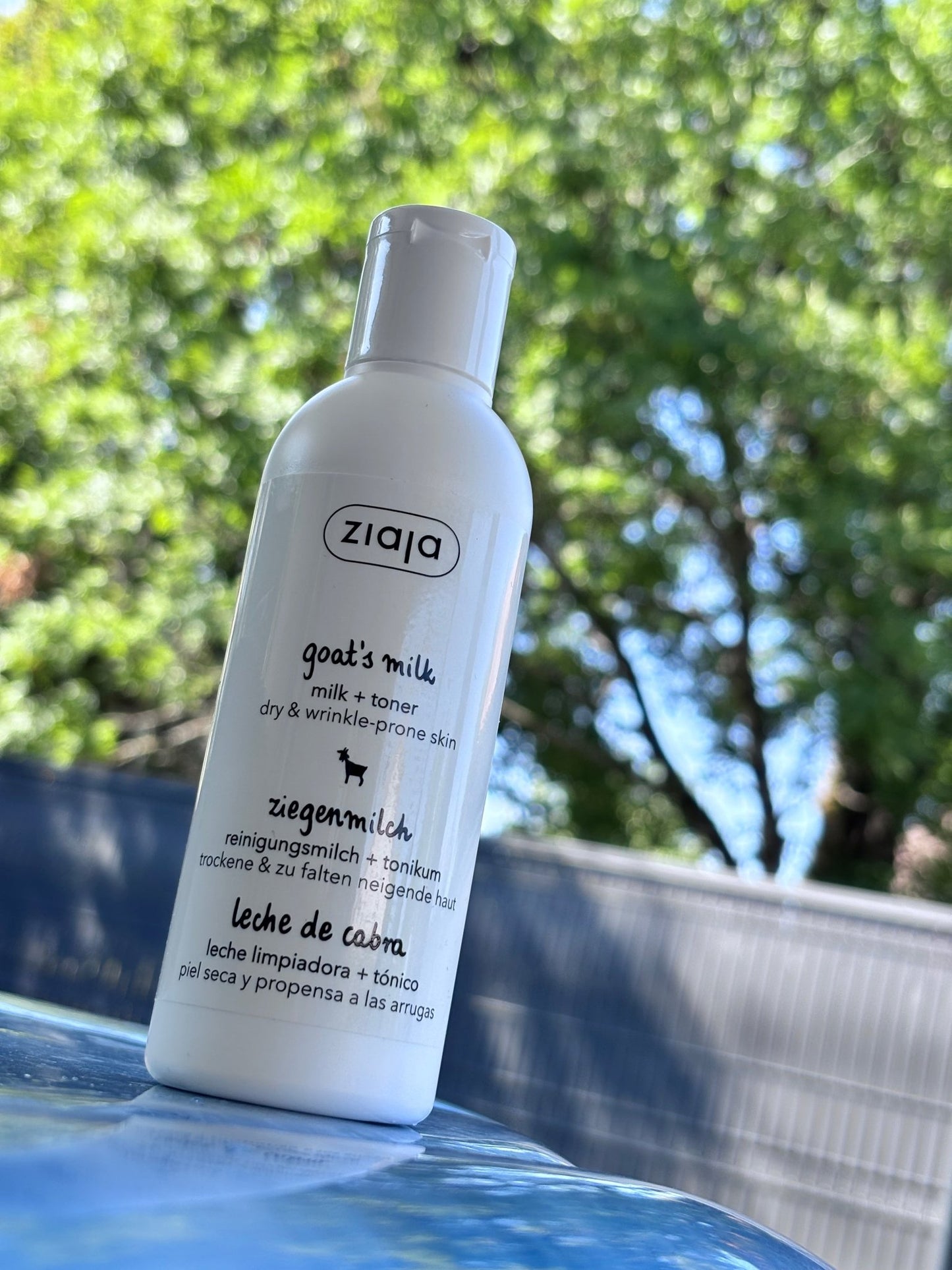 Lotion démaquillante et hydratante au lait de chèvre - Eclat des sens