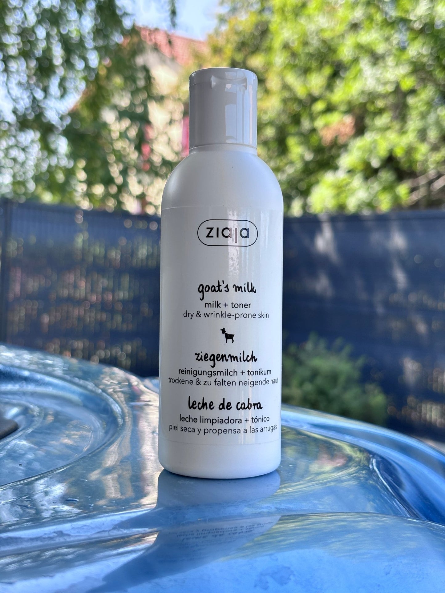 Lotion démaquillante et hydratante au lait de chèvre - Eclat des sens